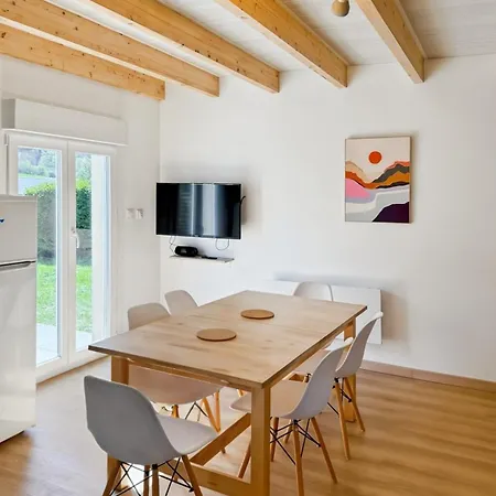 Holiday home Maison Familiale En Montagne - 6 Pers - Le Lioran *